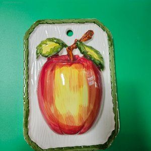 retro wall decor fruit apple ceramic Japan no chips or cracks